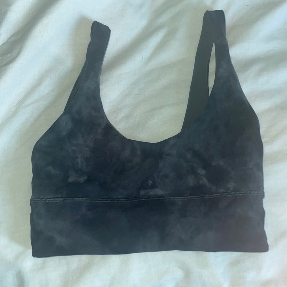 LULULEMON SIZE 4 bra